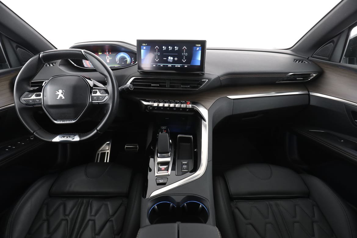 Vehicle Image 13