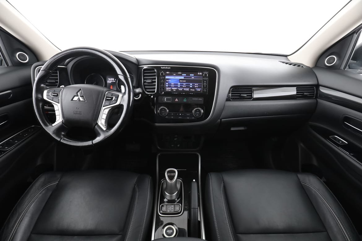 Vehicle Image 13