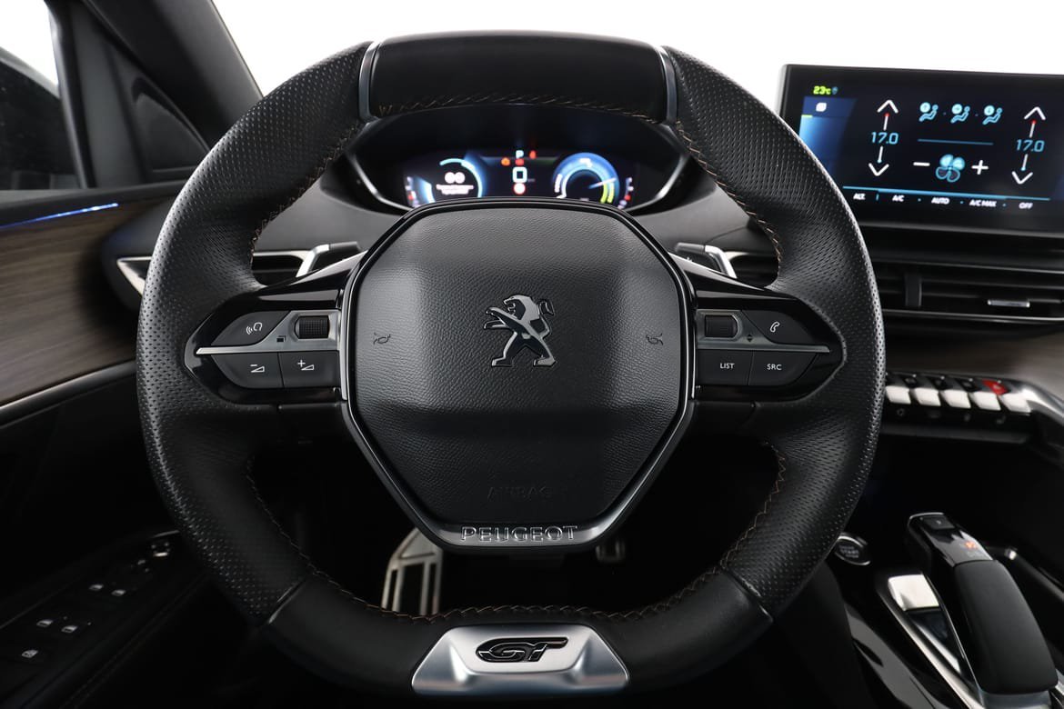 Vehicle Image 19