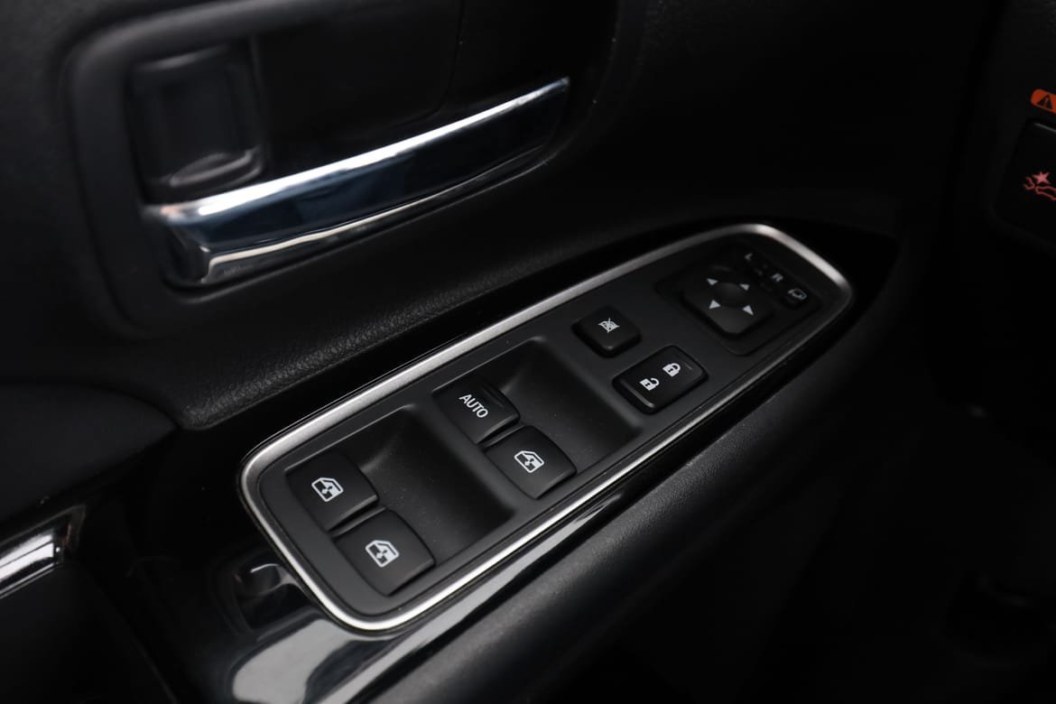 Vehicle Image 37