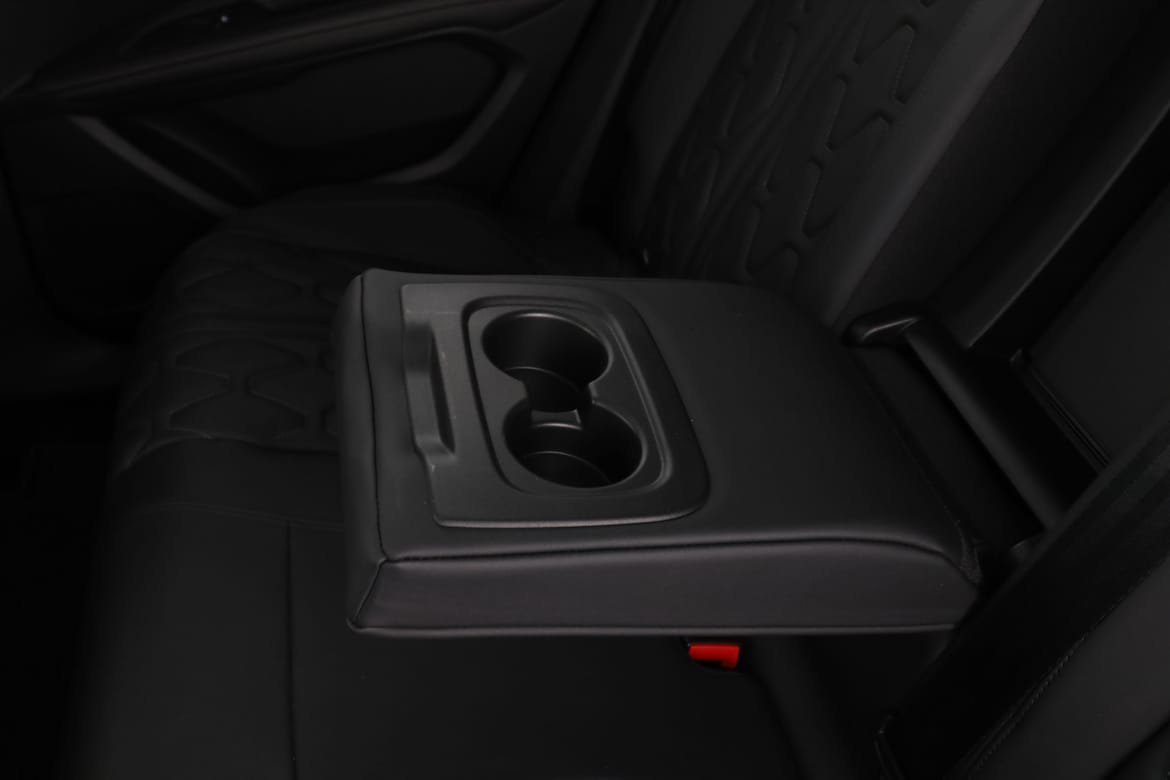 Vehicle Image 46