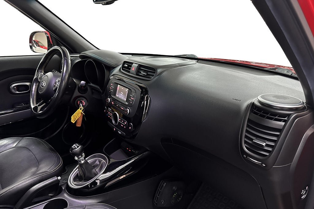 Vehicle Image 15