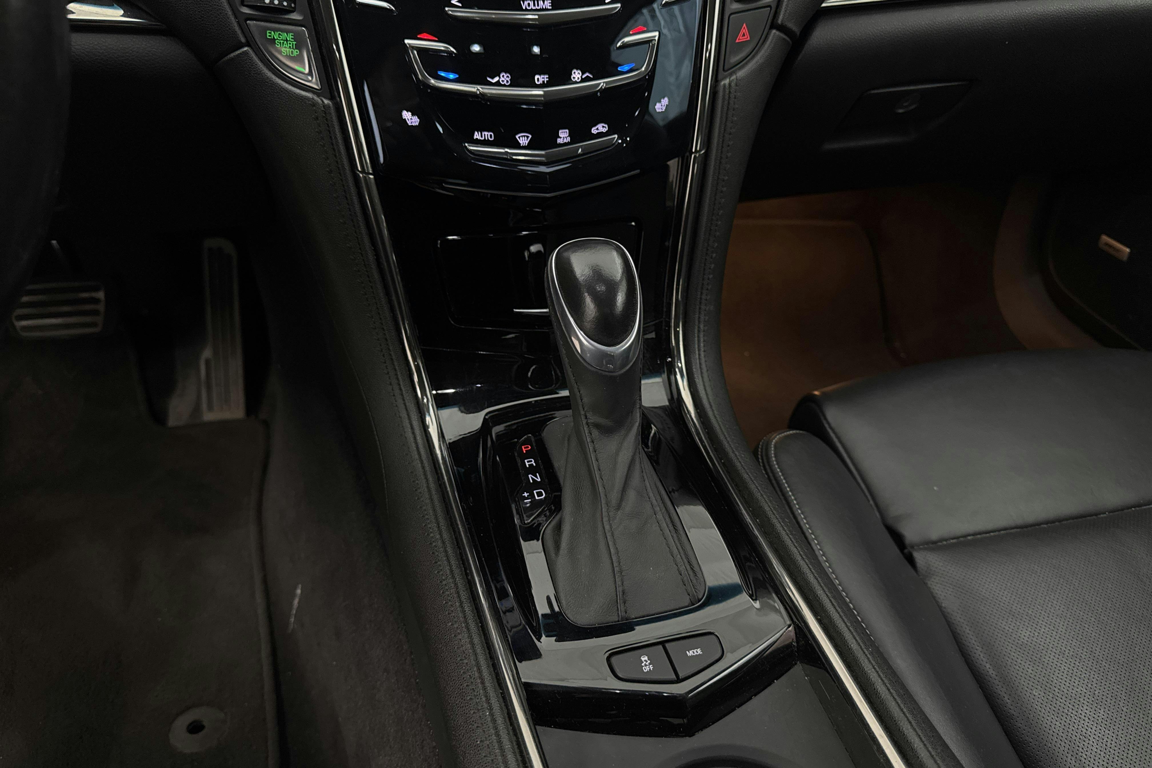 Vehicle Image 14
