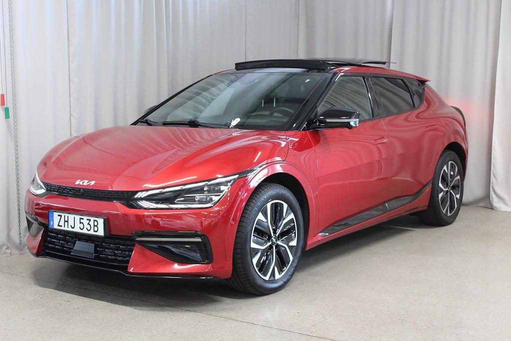 Vehicle Image 12