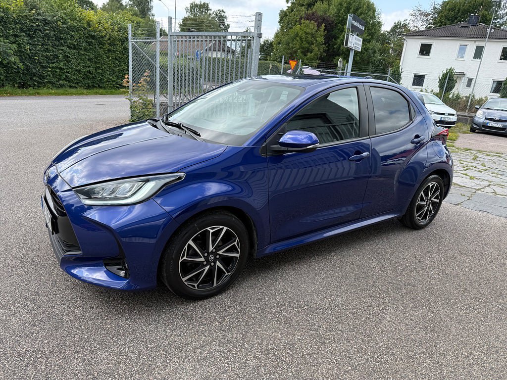 Vehicle Image 9