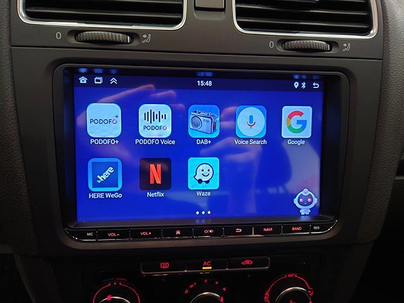 Vehicle Image 12