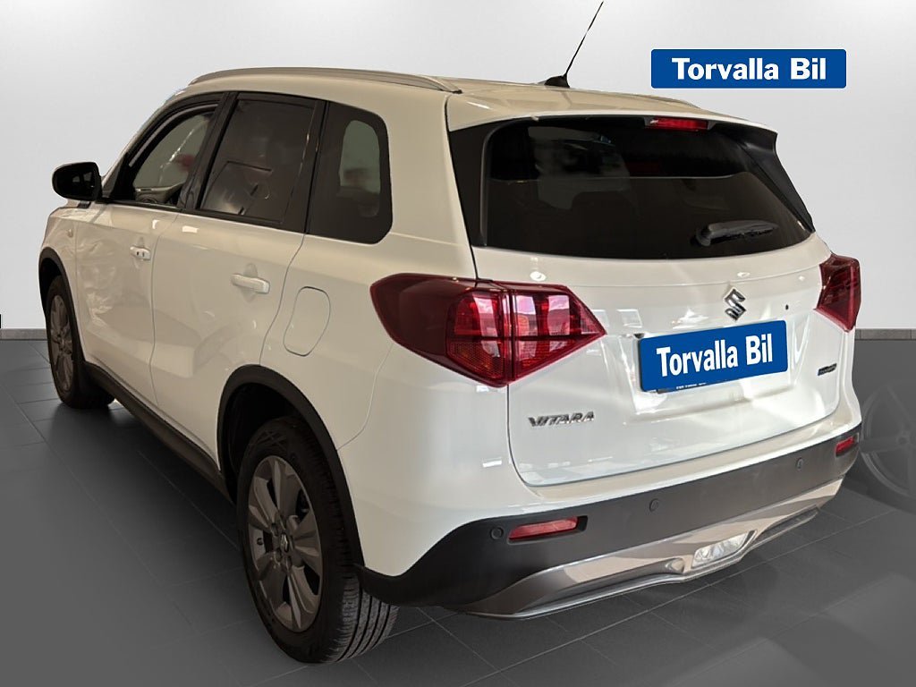 Vehicle Image 6