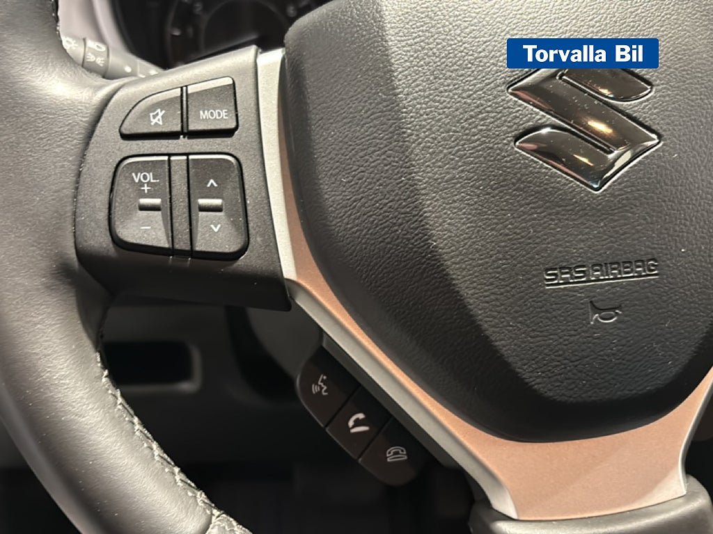 Vehicle Image 16