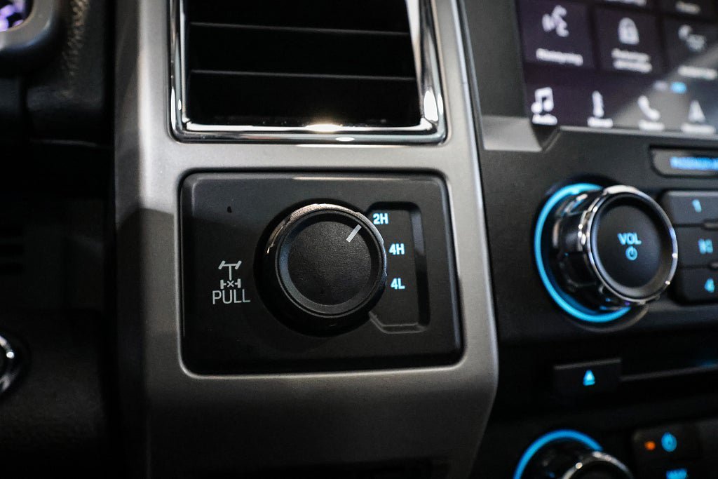 Vehicle Image 35