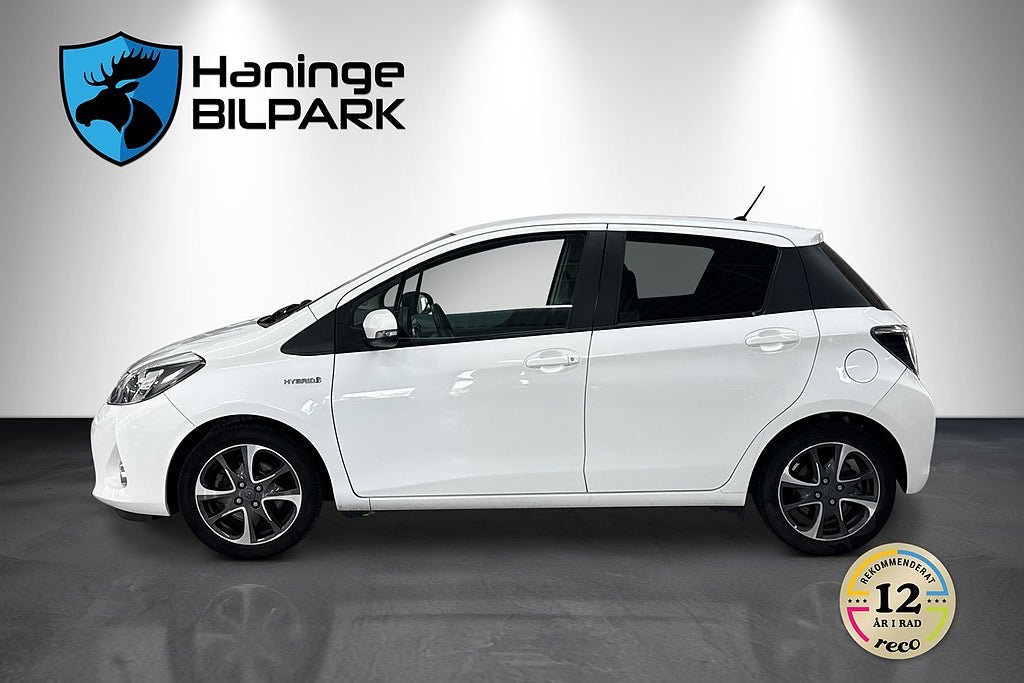 Vehicle Image 8