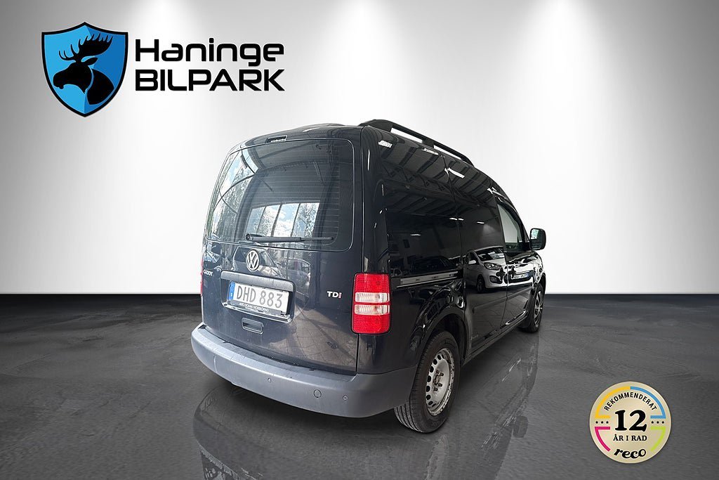 Vehicle Image 8