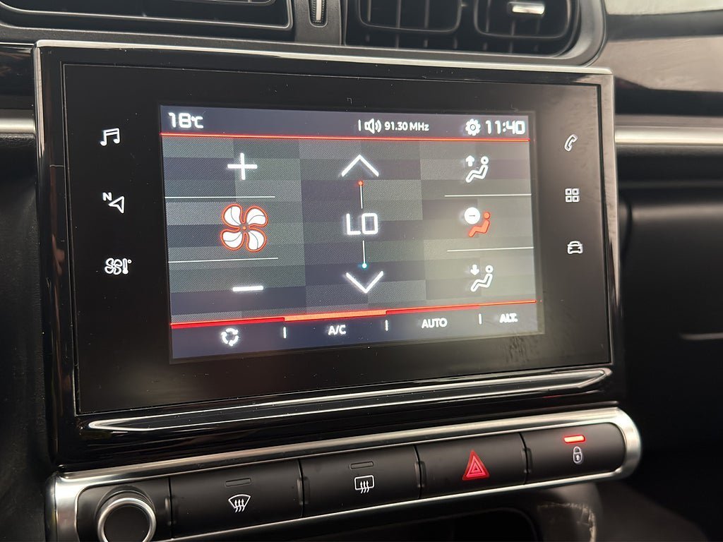 Vehicle Image 17