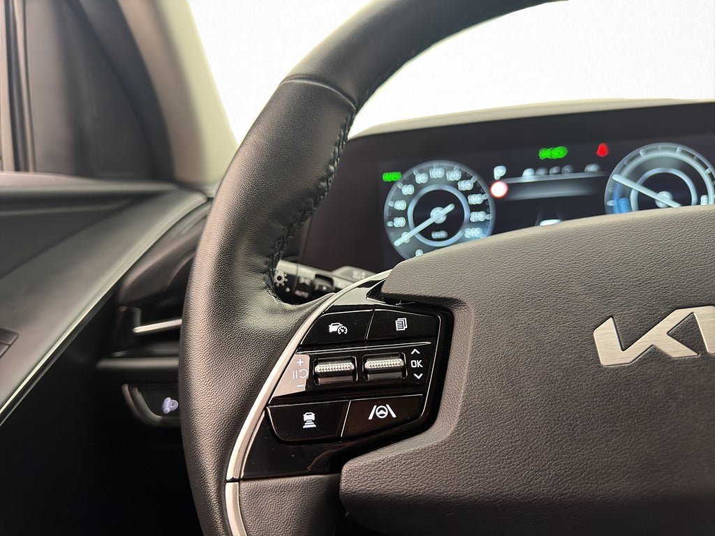 Vehicle Image 27