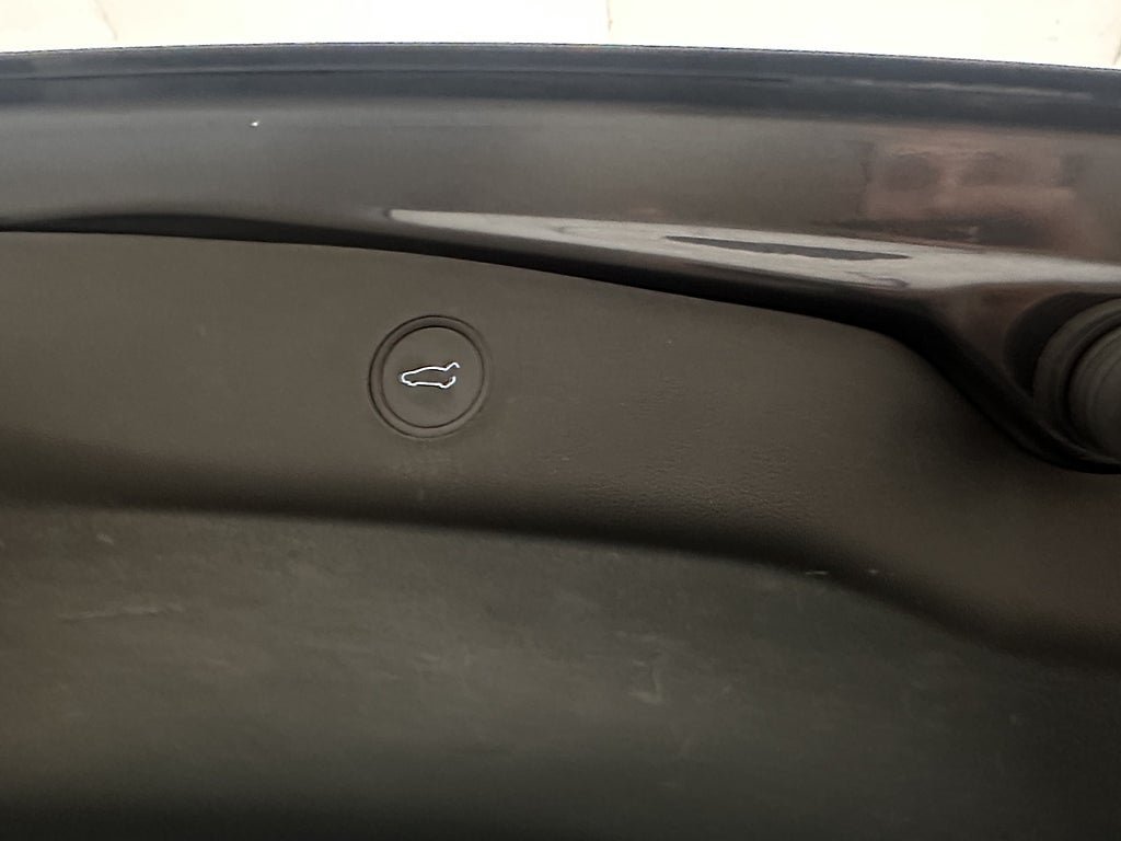Vehicle Image 33