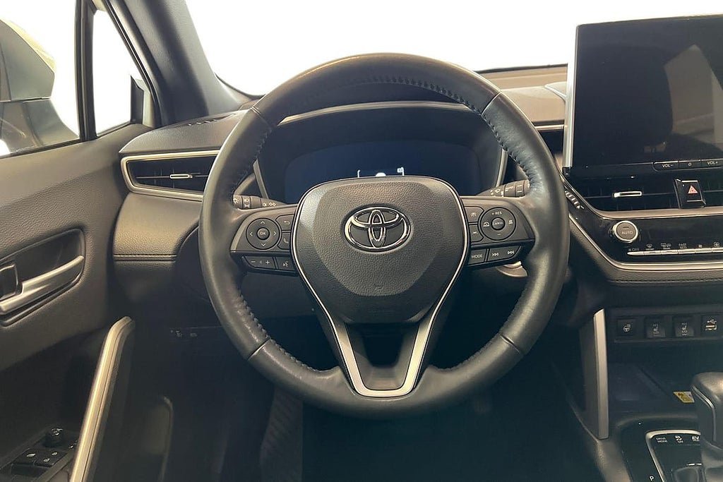 Vehicle Image 11