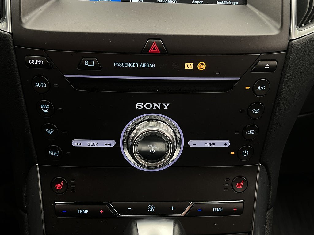 Vehicle Image 26