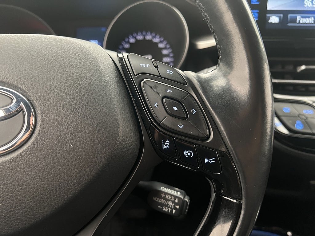 Vehicle Image 18