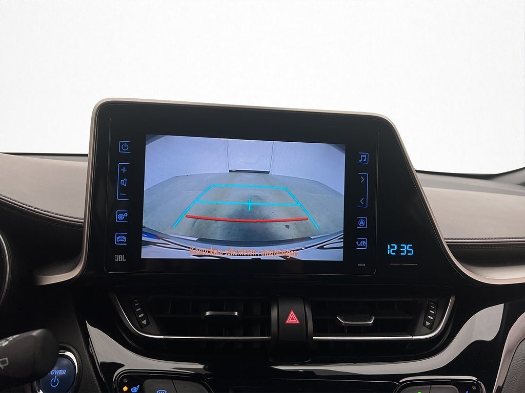 Vehicle Image 19