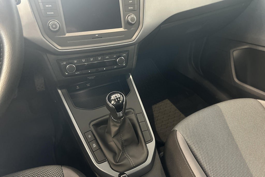 Vehicle Image 21
