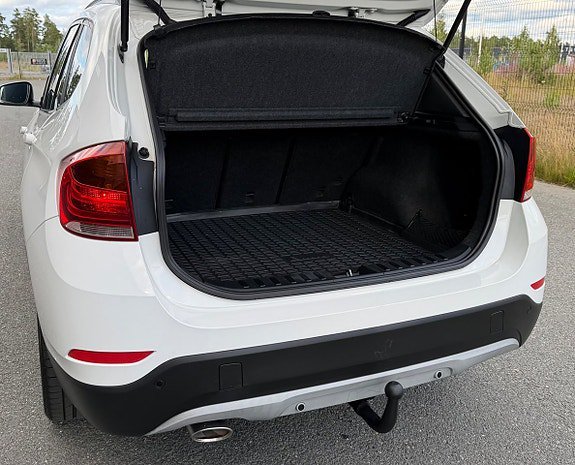Vehicle Image 23