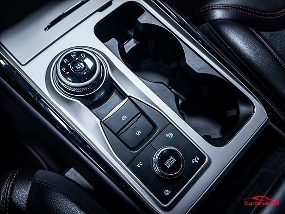 Vehicle Image 33