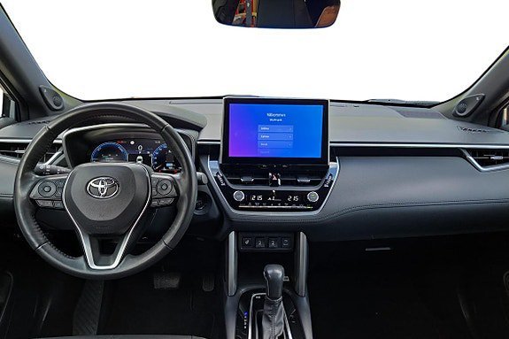 Vehicle Image 12