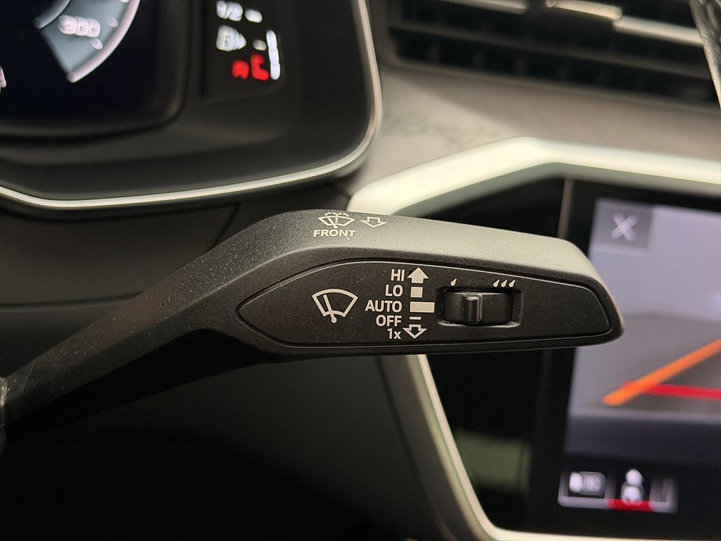 Vehicle Image 26
