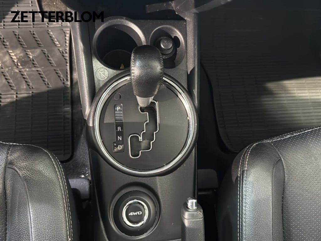 Vehicle Image 14