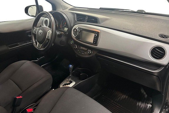 Vehicle Image 15