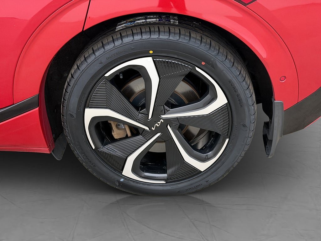 Vehicle Image 36