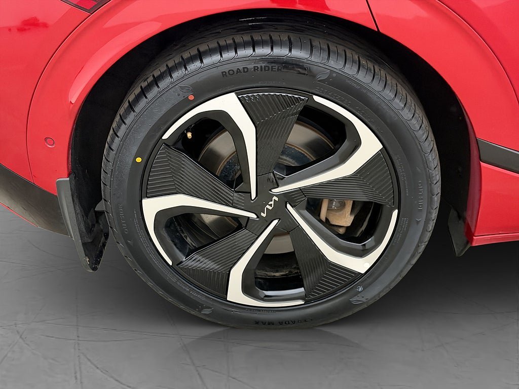 Vehicle Image 37