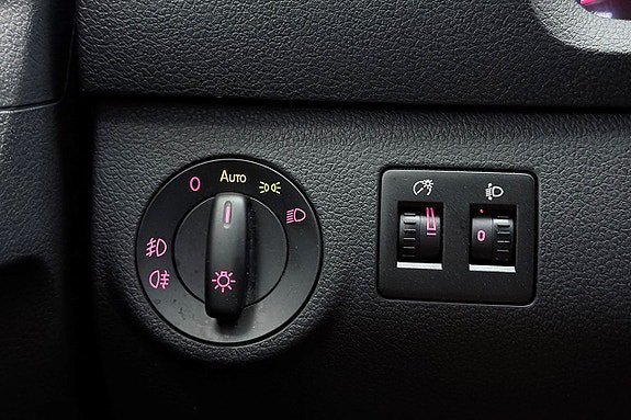 Vehicle Image 27