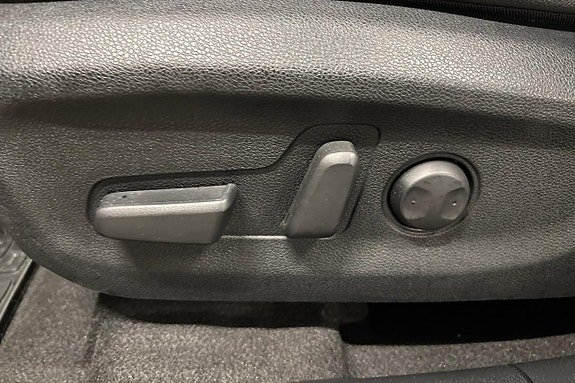Vehicle Image 27