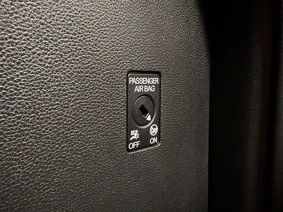 Vehicle Image 27