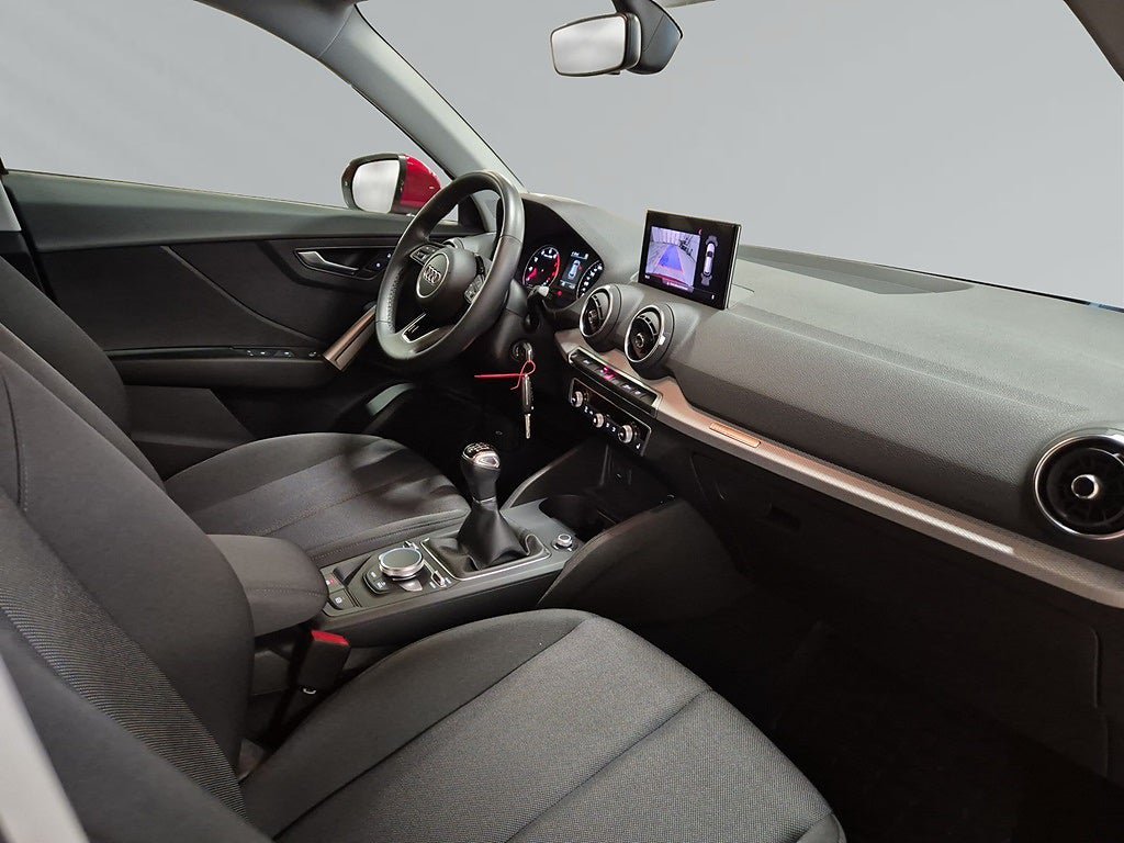 Vehicle Image 7