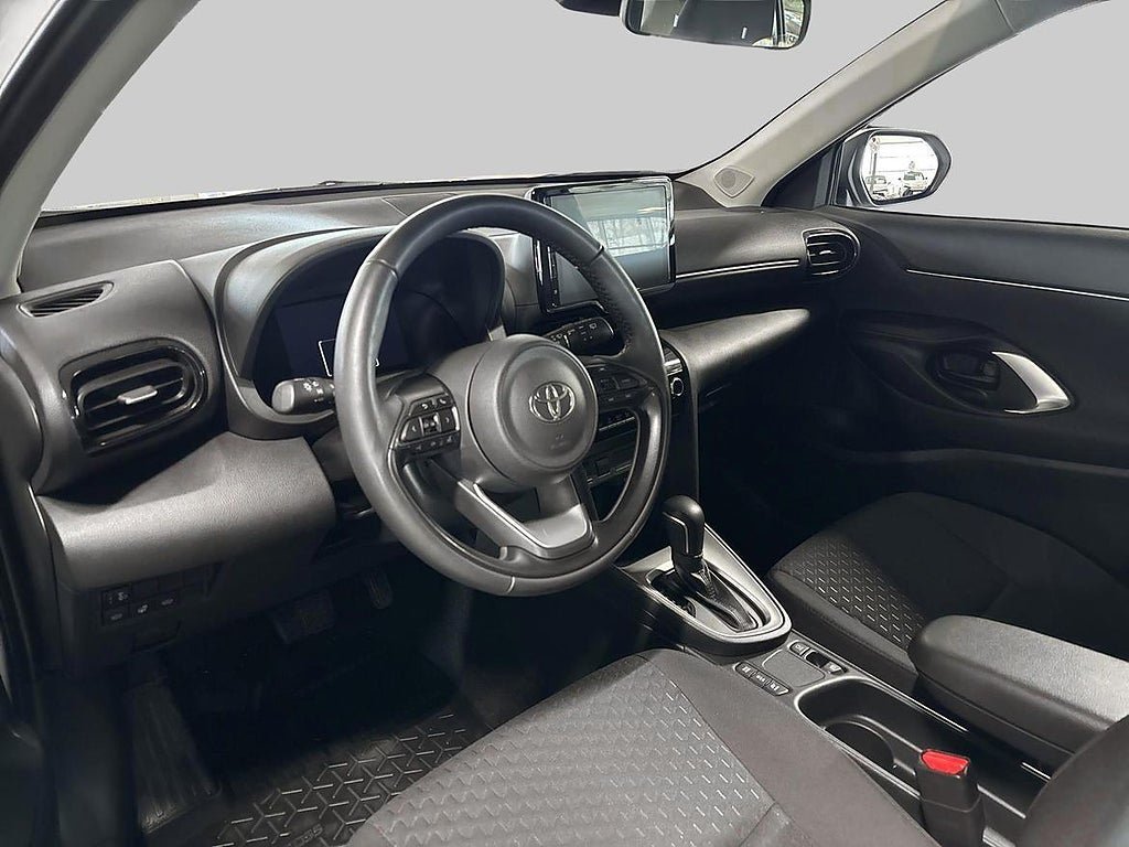 Vehicle Image 13
