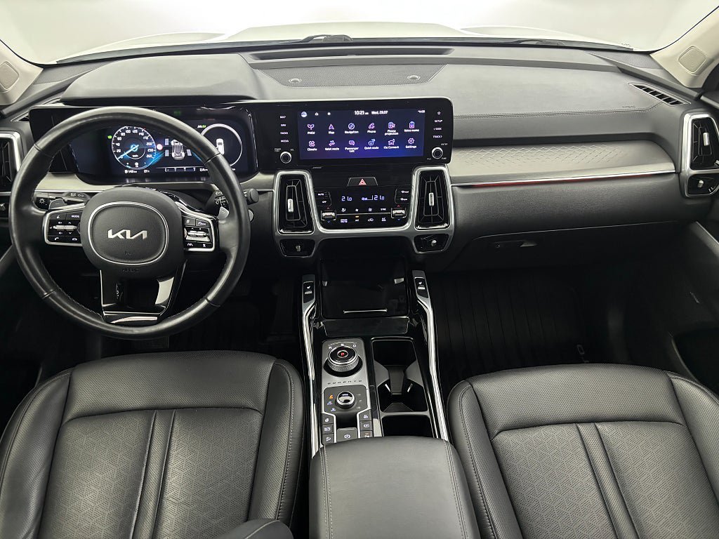 Vehicle Image 21