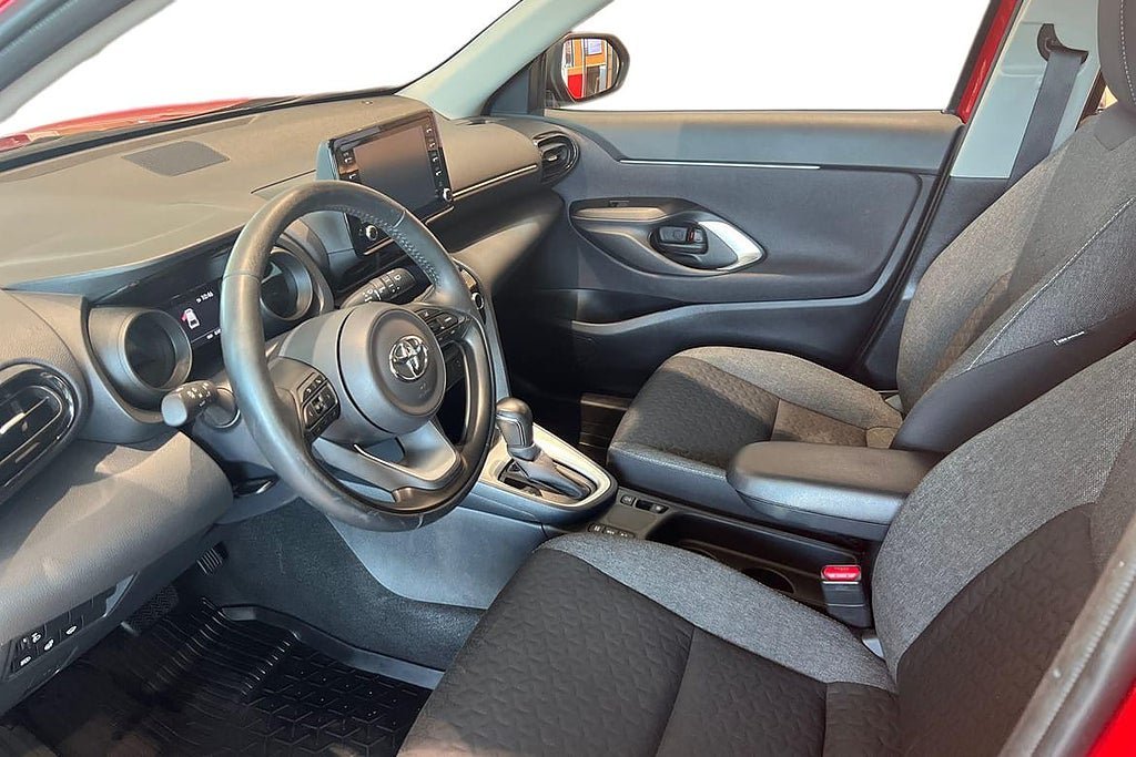 Vehicle Image 14