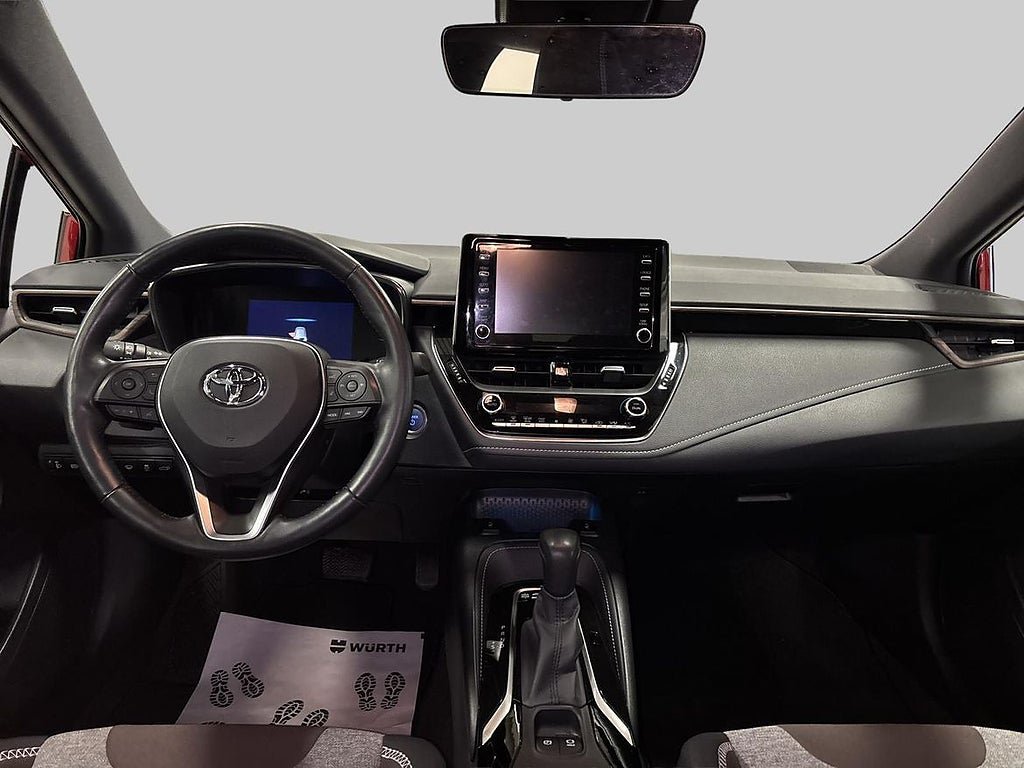 Vehicle Image 12