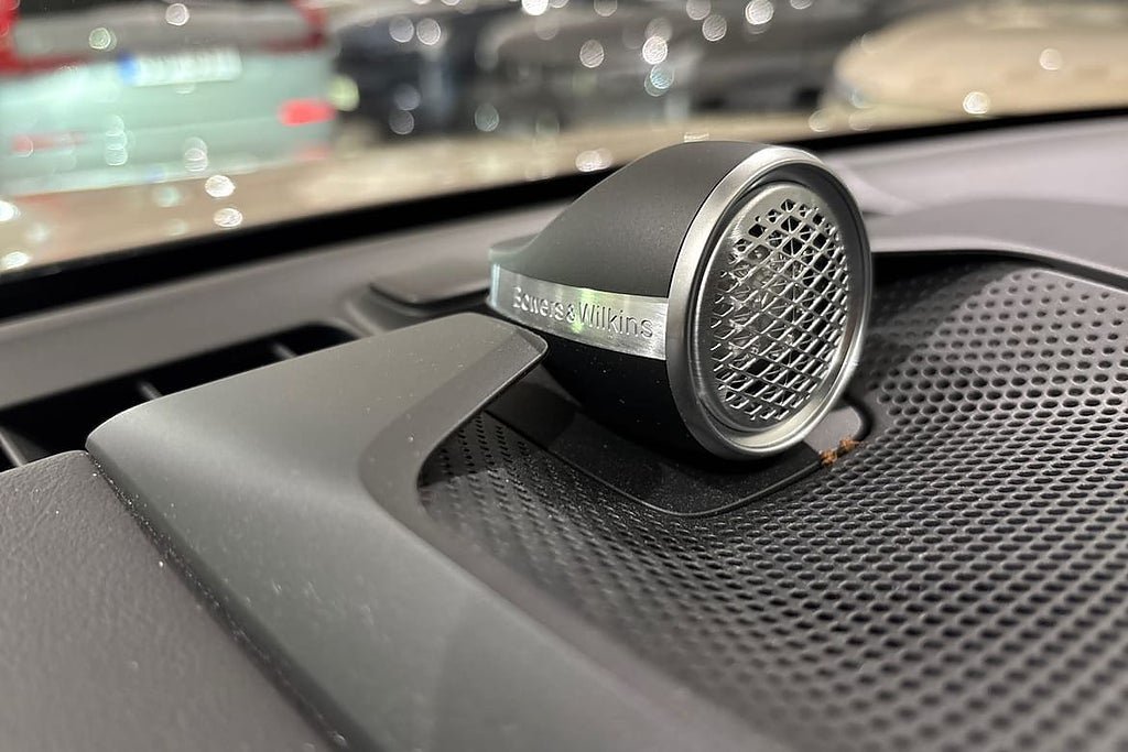 Vehicle Image 22