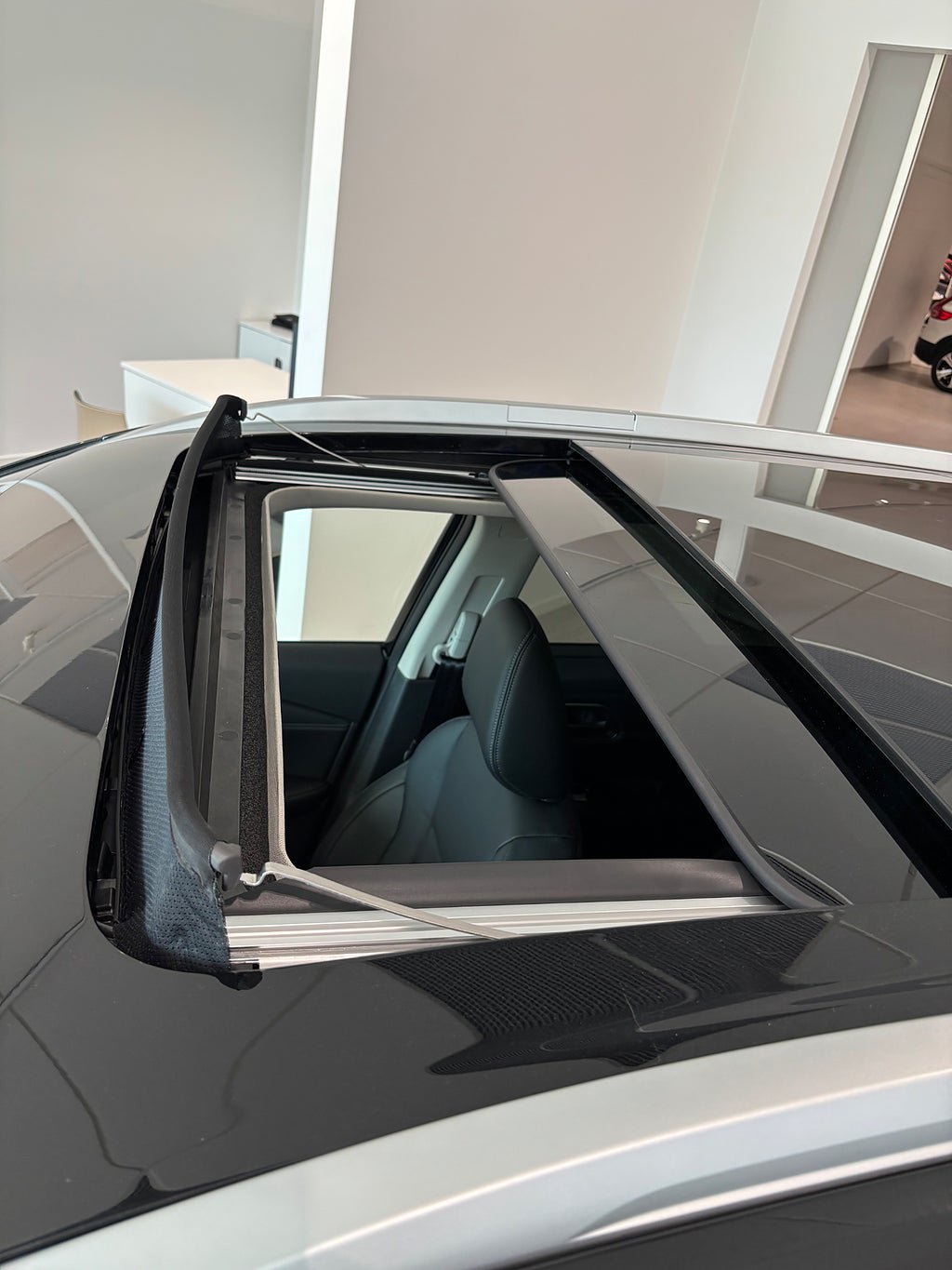 Vehicle Image 23