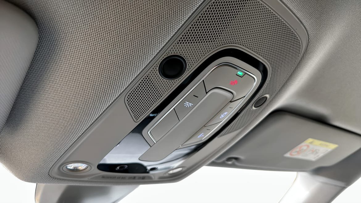 Vehicle Image 21