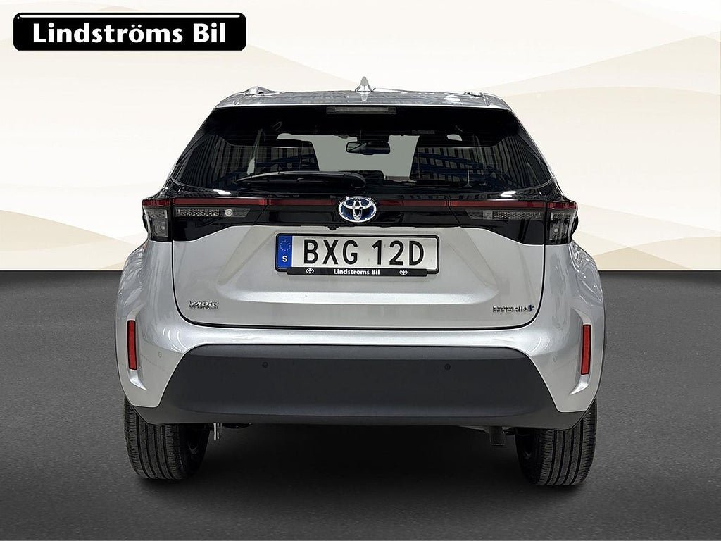 Vehicle Image 8
