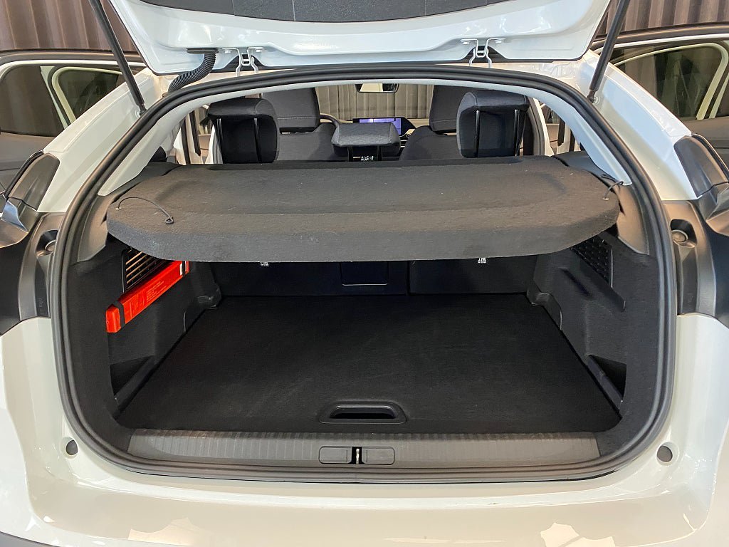 Vehicle Image 33