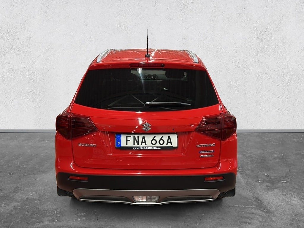 Vehicle Image 4