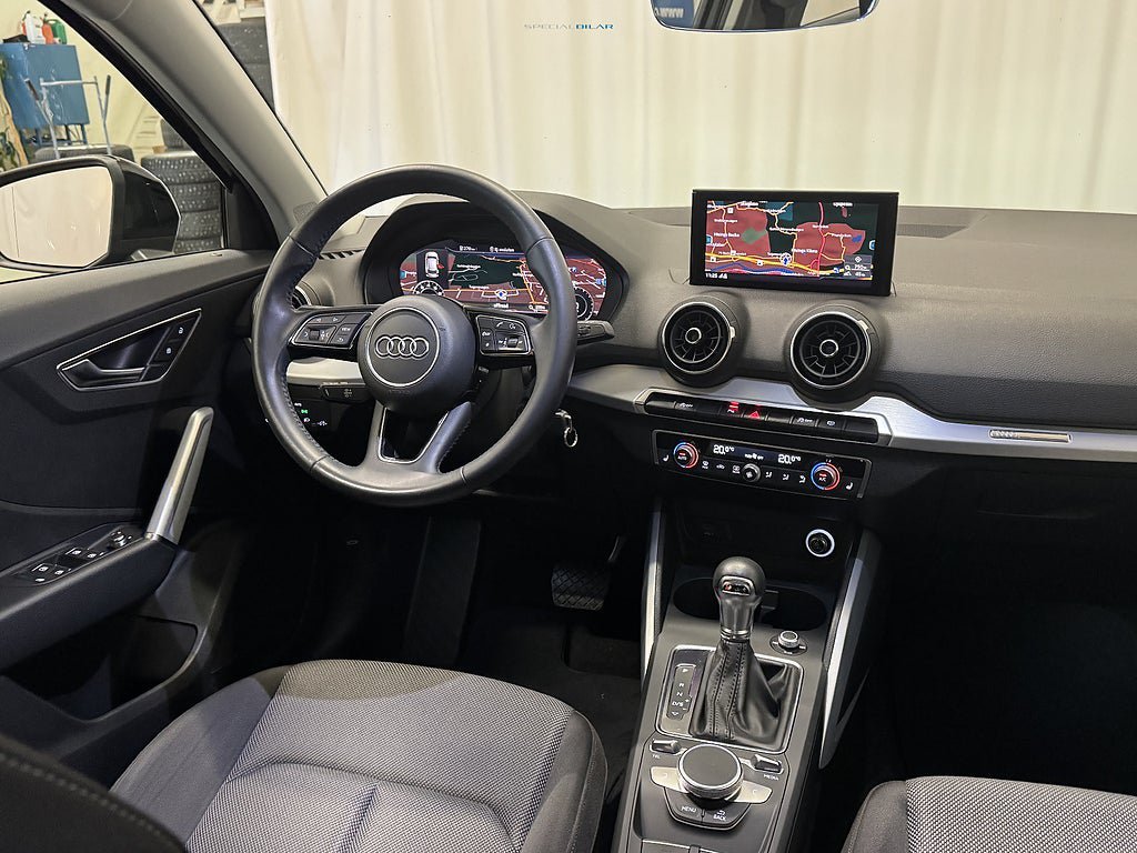 Vehicle Image 15