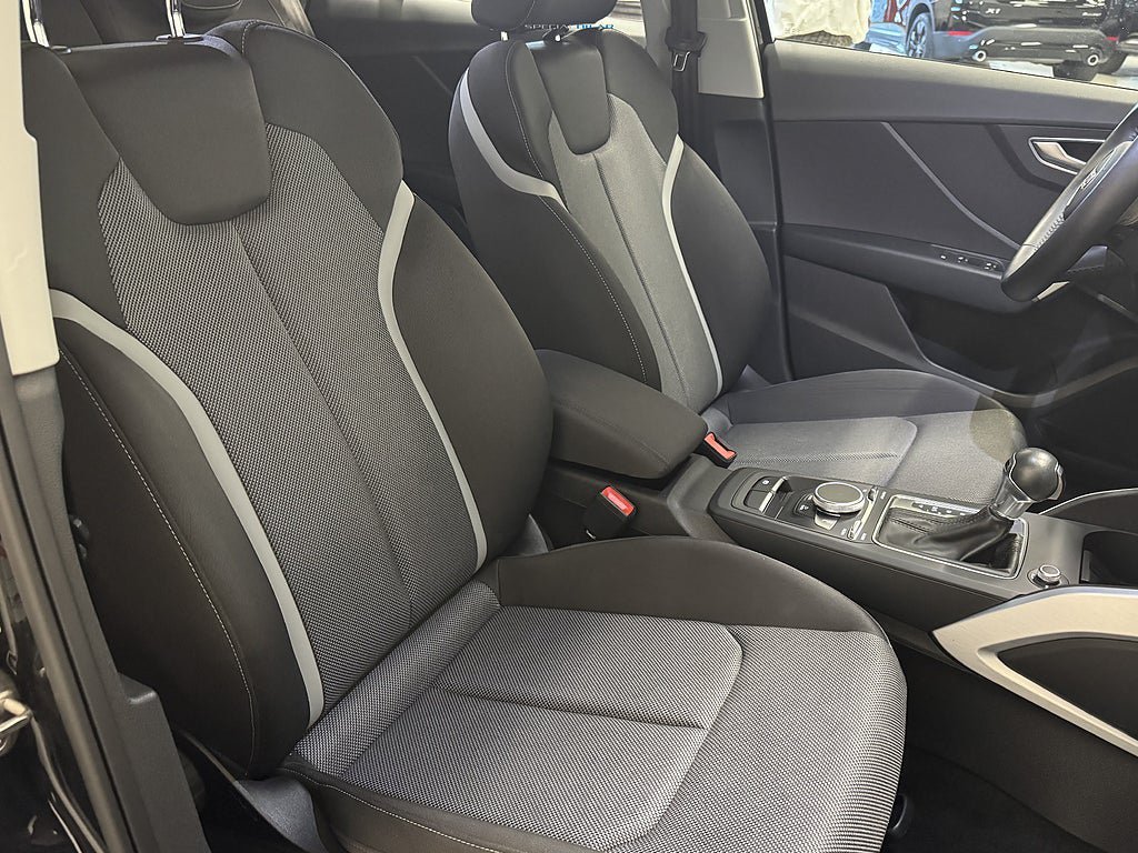 Vehicle Image 17