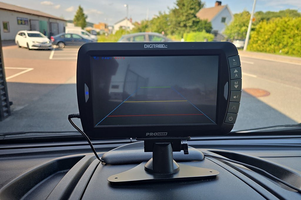 Vehicle Image 25