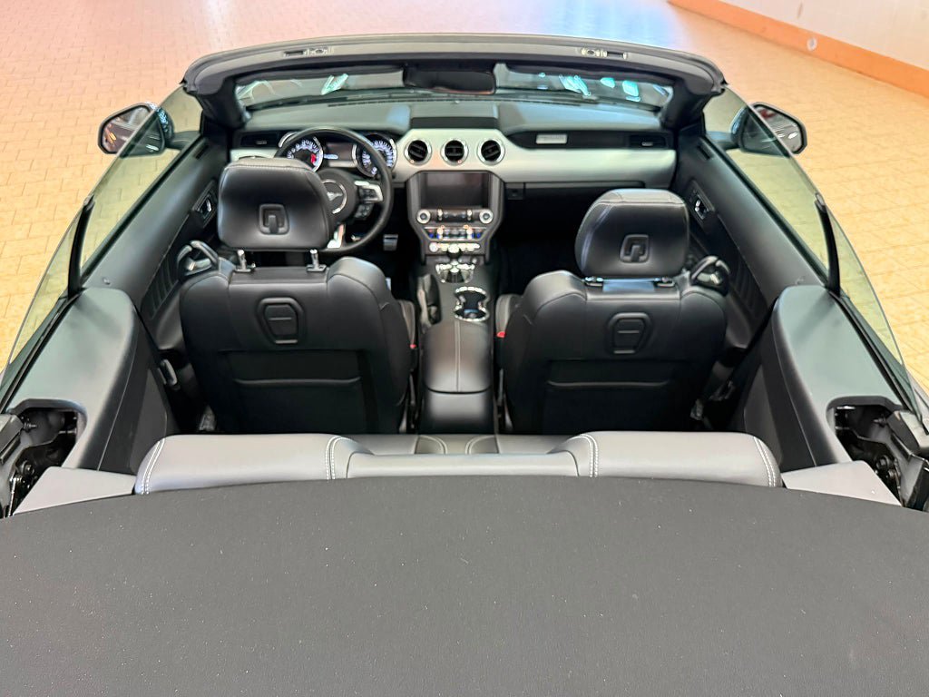 Vehicle Image 15