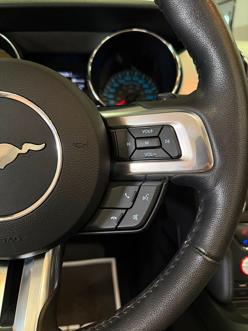 Vehicle Image 20